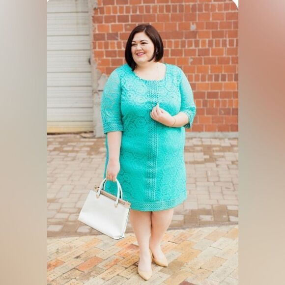 Catherine’s turquoise laced dress sz 0X - Picture 1 of 10